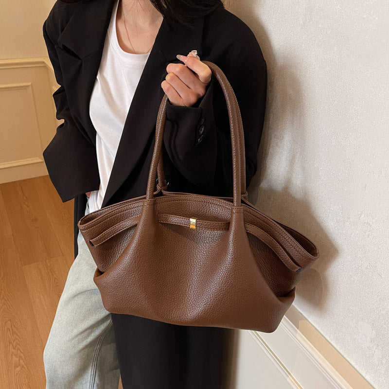Sac porté épaule tendance et spacieux, idéal pour le travail et les trajets
