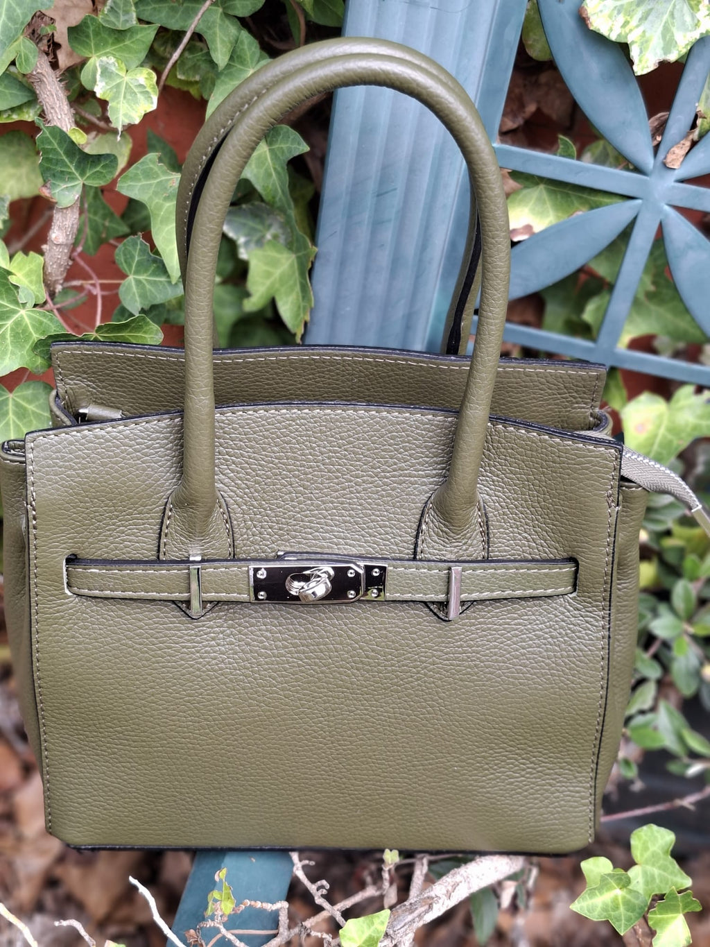 Étiquette Made in Italy à l'intérieur du sac Kaki Olive