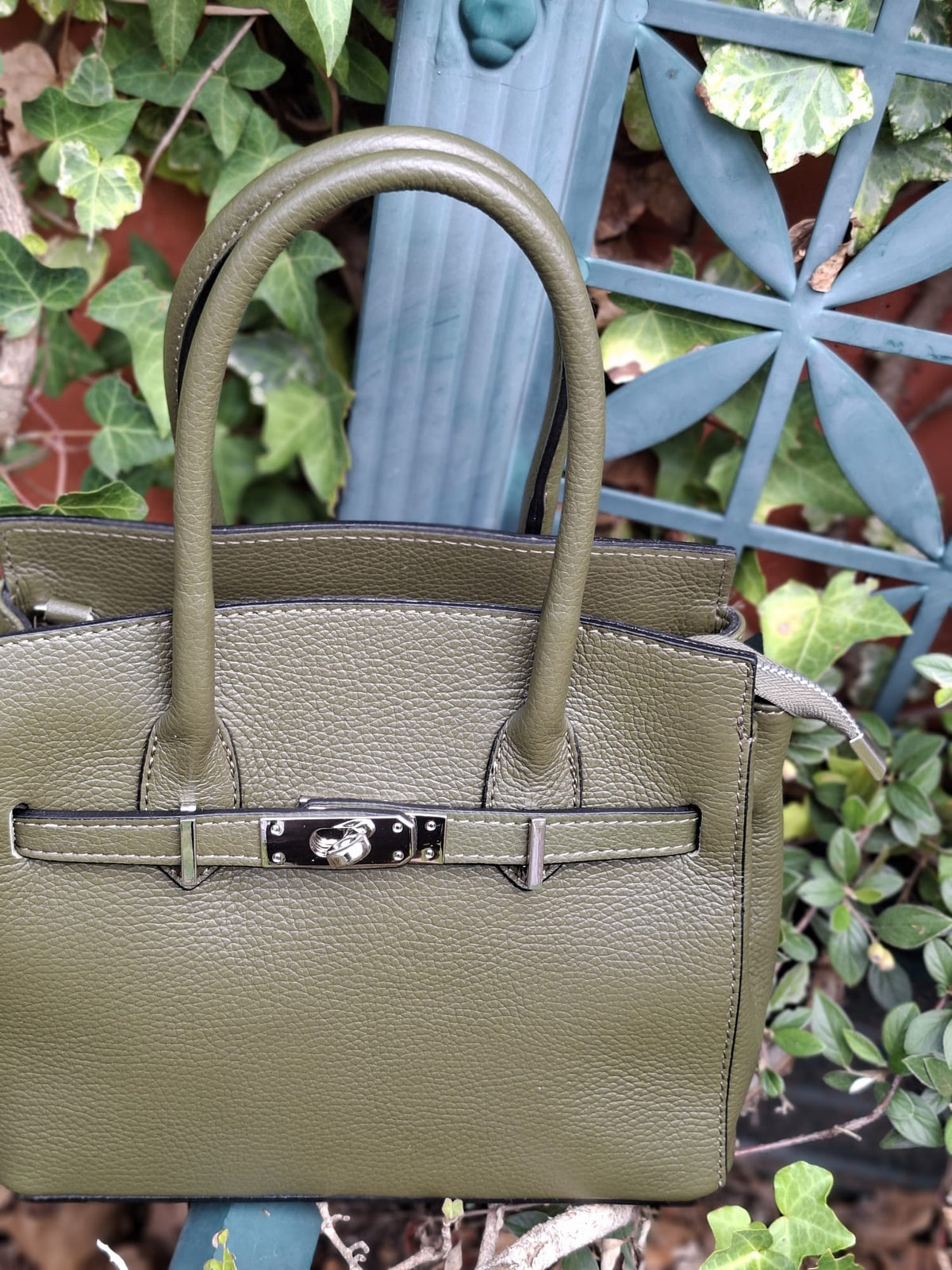 Détail de la fermeture du sac Birkin Kaki Olive