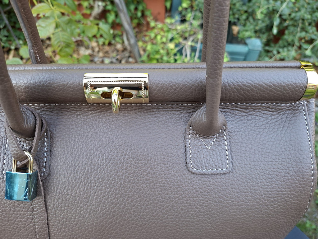 Sac à main Trapèze Taupe en cuir véritable - vue de face